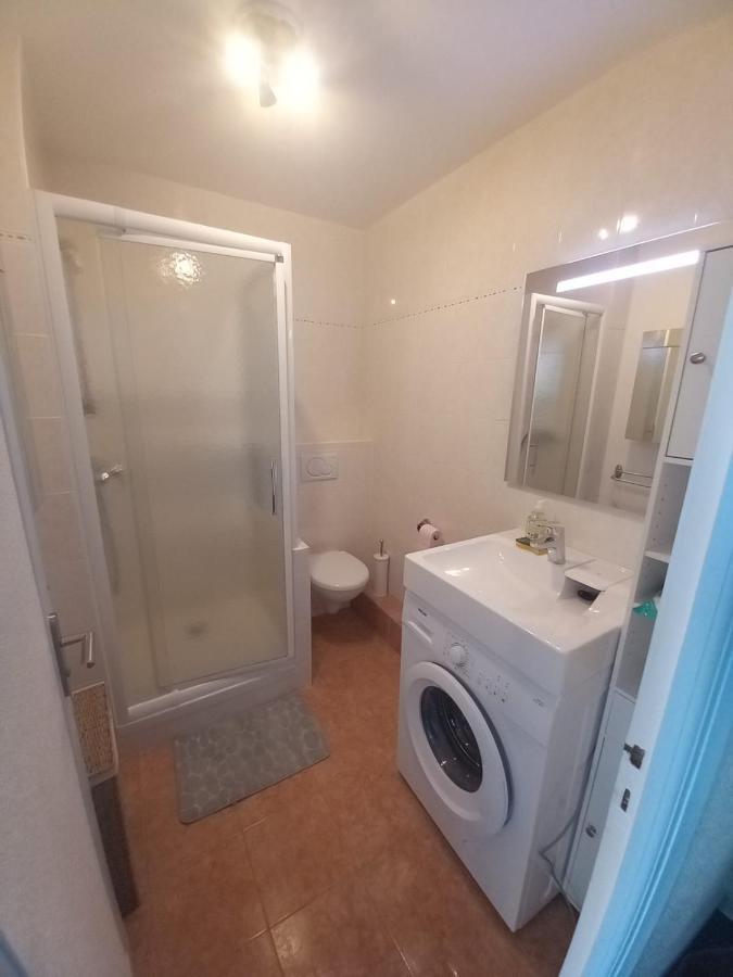 Grand Studio Vue Mer Dans Residence Des 3 Iles Pres De La Thalasso 퀴베론 외부 사진